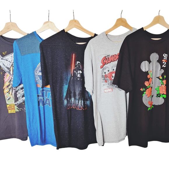 Disney Star Wars Marvel Large 5 Shirt Bundle - Picture 1 of 9